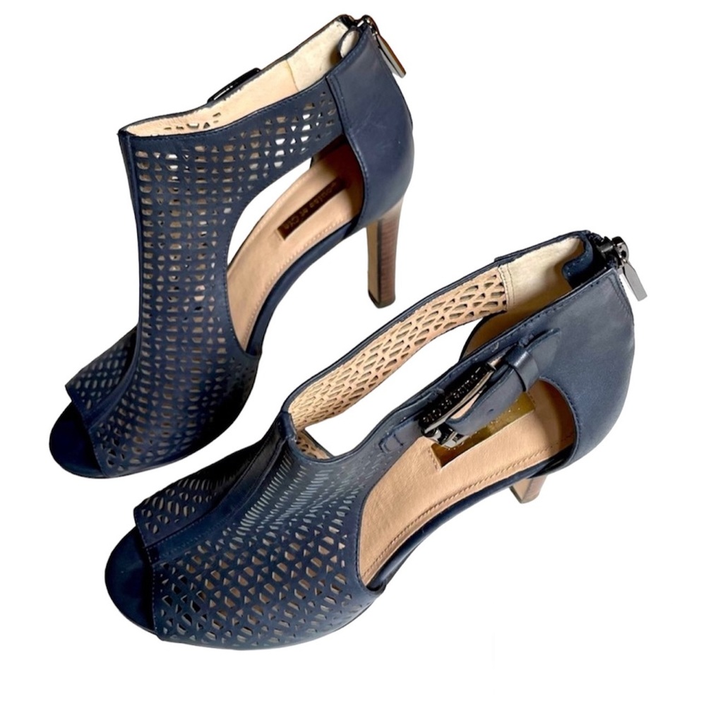 LOUISE ET CIE BLUE LEATHER SIDE BUCKLE SHOES